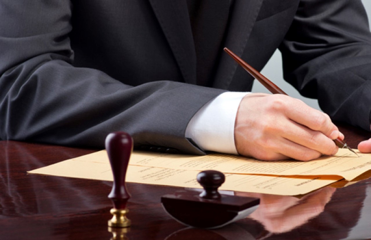 1: طرح دعوای تصرف عدوانی نسبت به ملک موقوفه چگونه است؟