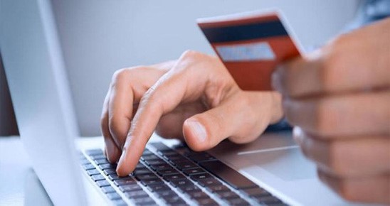 واژه کلاهبردار به چه کسی تعلق دارد ؟