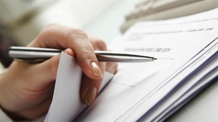 در تنظیم استشهادیه چه مطالبی باید نوشته شود؟