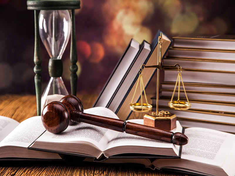 وکیل خوب و مناسب با امور حقوقی دارای چه ویژگی هایی است؟